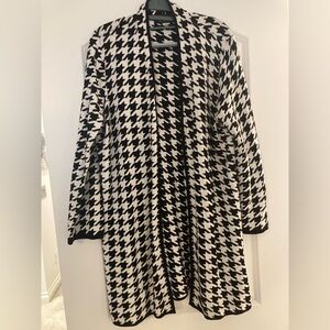Kasper Black and White Houndstooth Cardigan